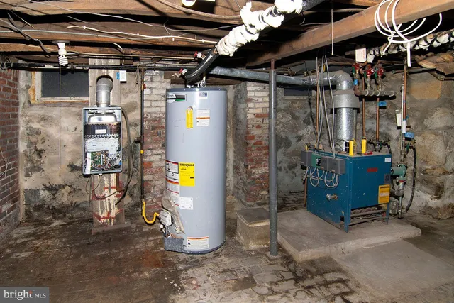 $249,900 | 330 East Broadway, Salem, NJ 08079