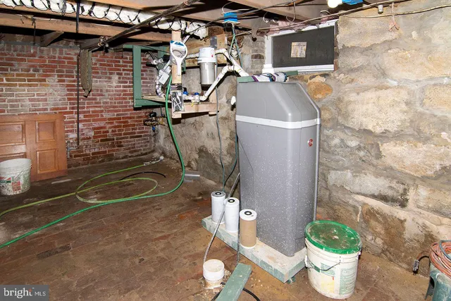 $249,900 | 330 East Broadway, Salem, NJ 08079