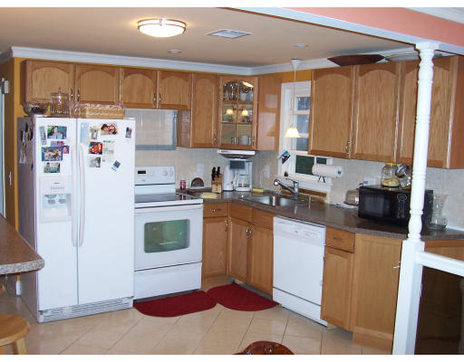 90 Edgewood Road Shrewsbury, MA 01545 - Photo 3 of 7 Gallery Image 3