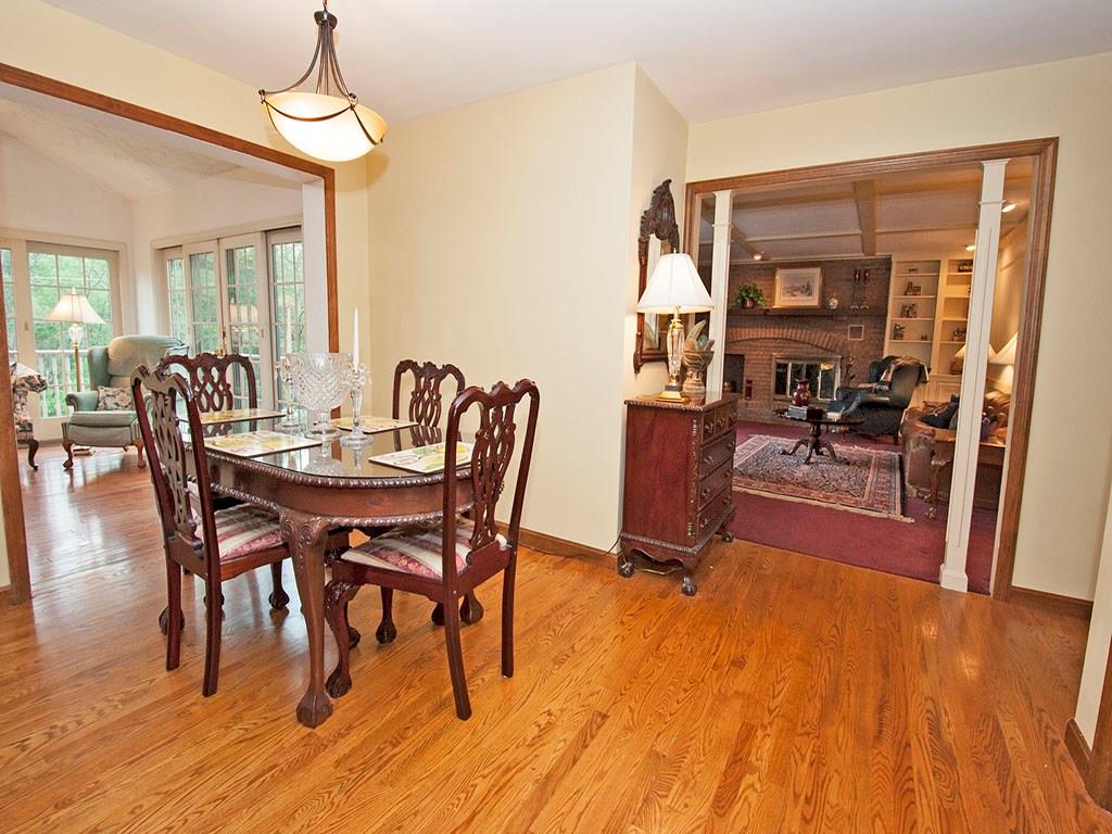 816 Flint Ridge Road Mt. Lebanon, PA 15243 - Photo 14 of 22 Gallery Image 14