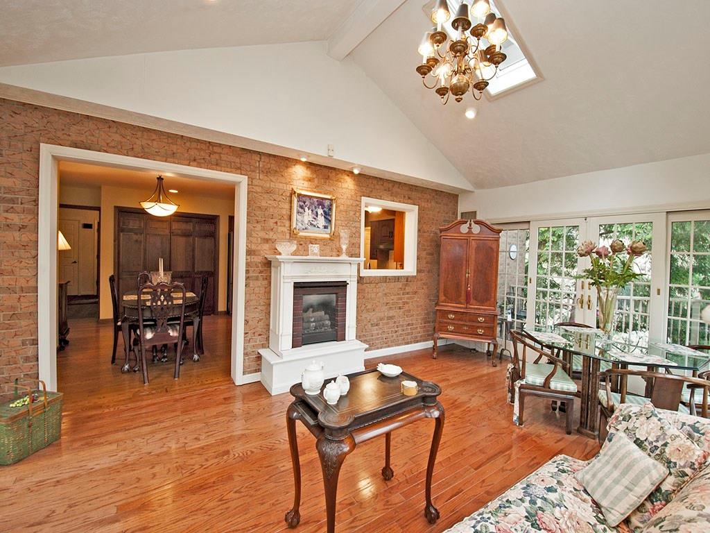 816 Flint Ridge Road Mt. Lebanon, PA 15243 - Photo 15 of 22 Gallery Image 15