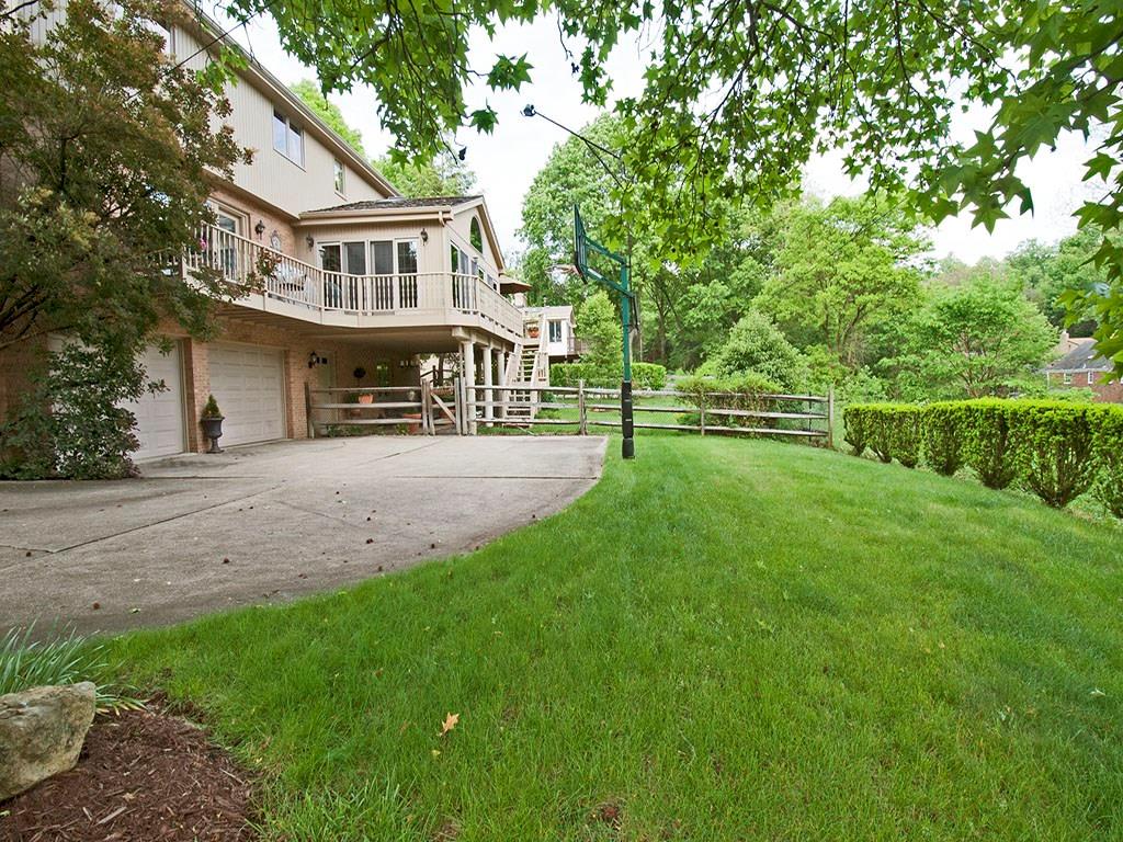 816 Flint Ridge Road Mt. Lebanon, PA 15243 - Photo 22 of 22 Gallery Image 22