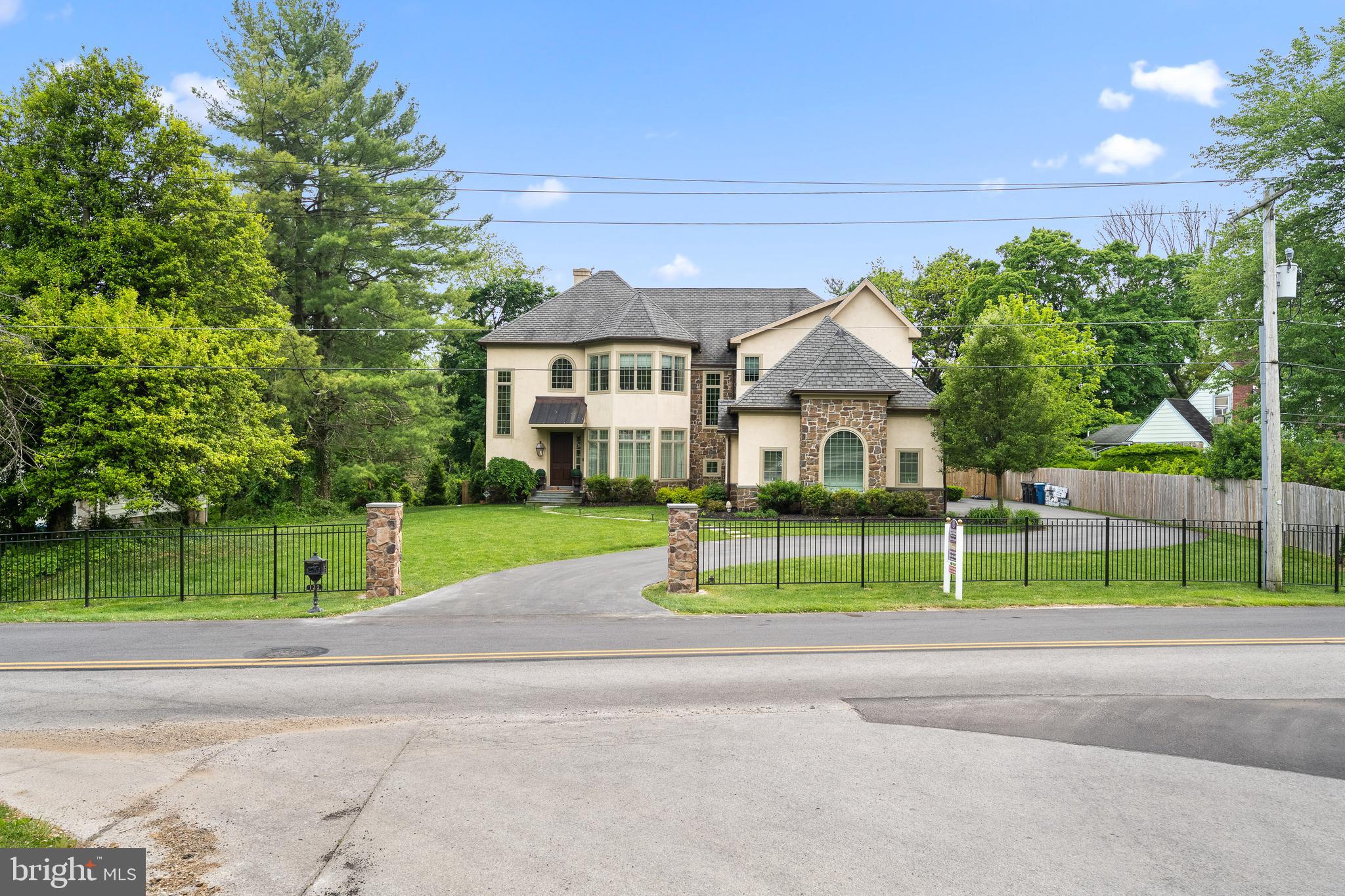122 Old Lancaster Road Devon, PA 19333 - Photo 2 of 65 Exterior