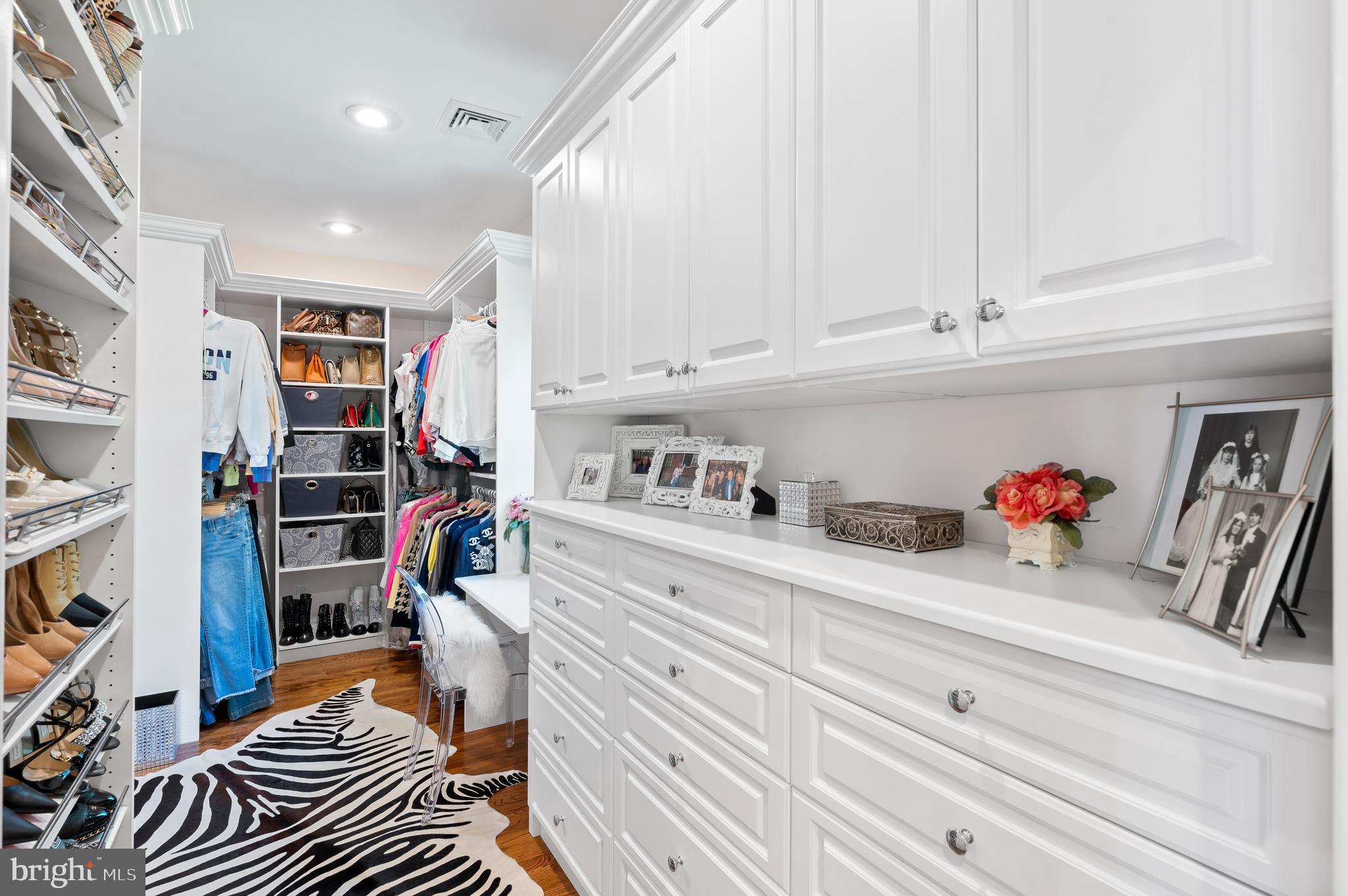 122 Old Lancaster Road Devon, PA 19333 - Photo 36 of 65 Primary Closet