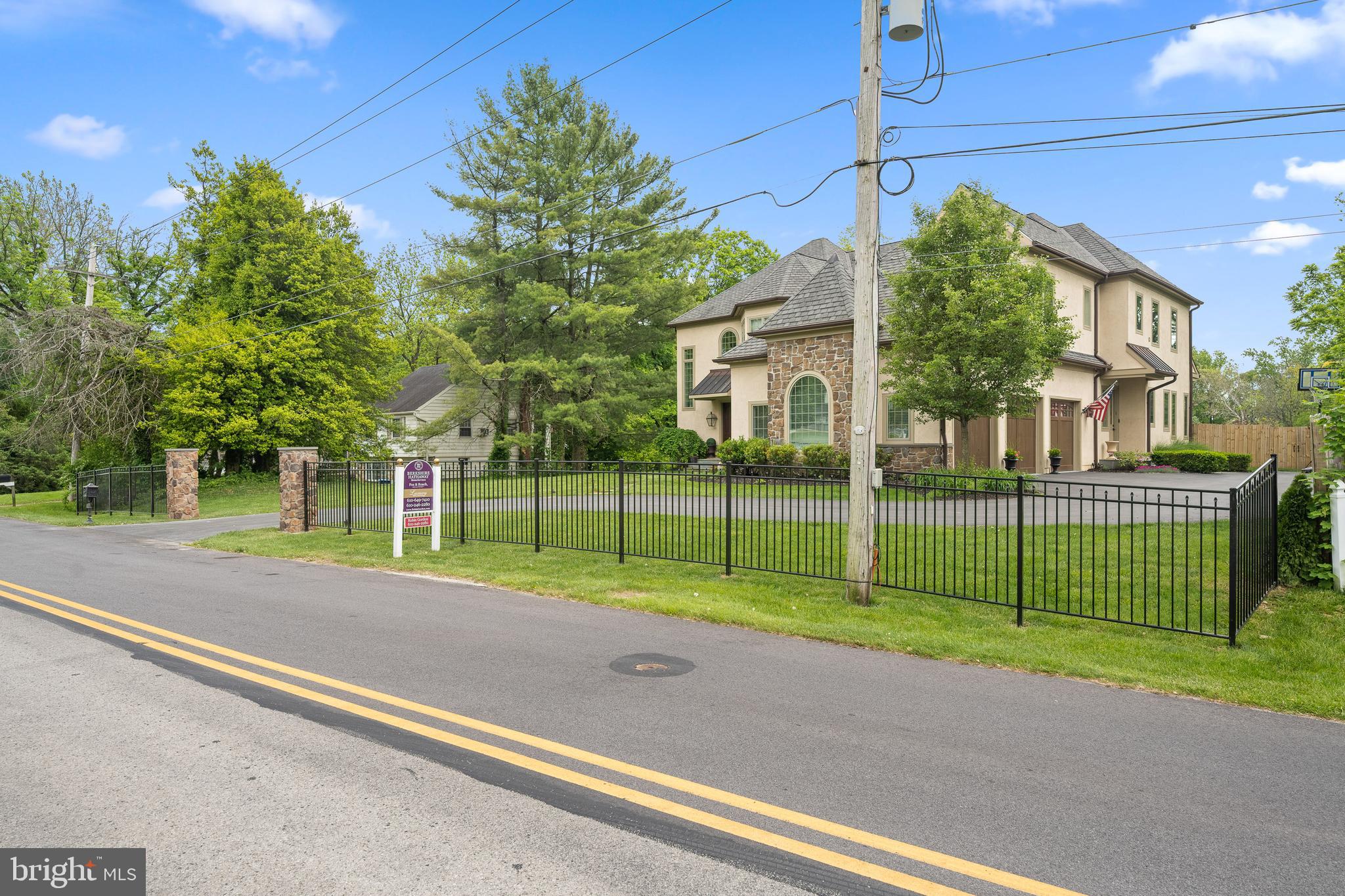 122 Old Lancaster Road Devon, PA 19333 - Photo 5 of 65 Exterior
