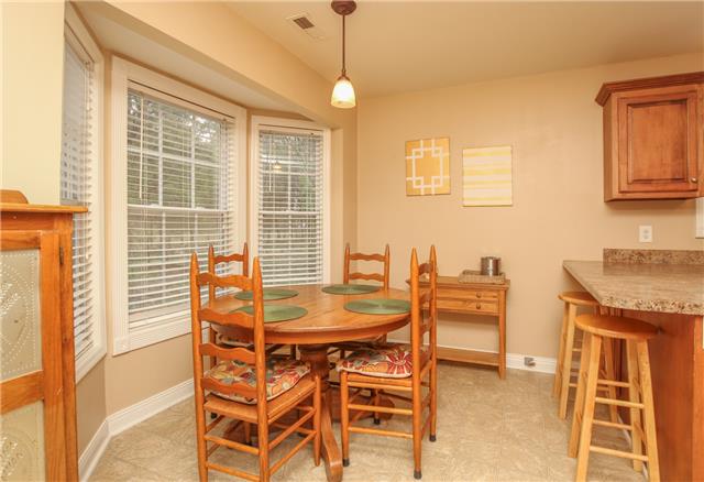 3820 Anderson Road Nashville, TN 37217 - Photo 6 of 20 Kitchen breakfast nook
