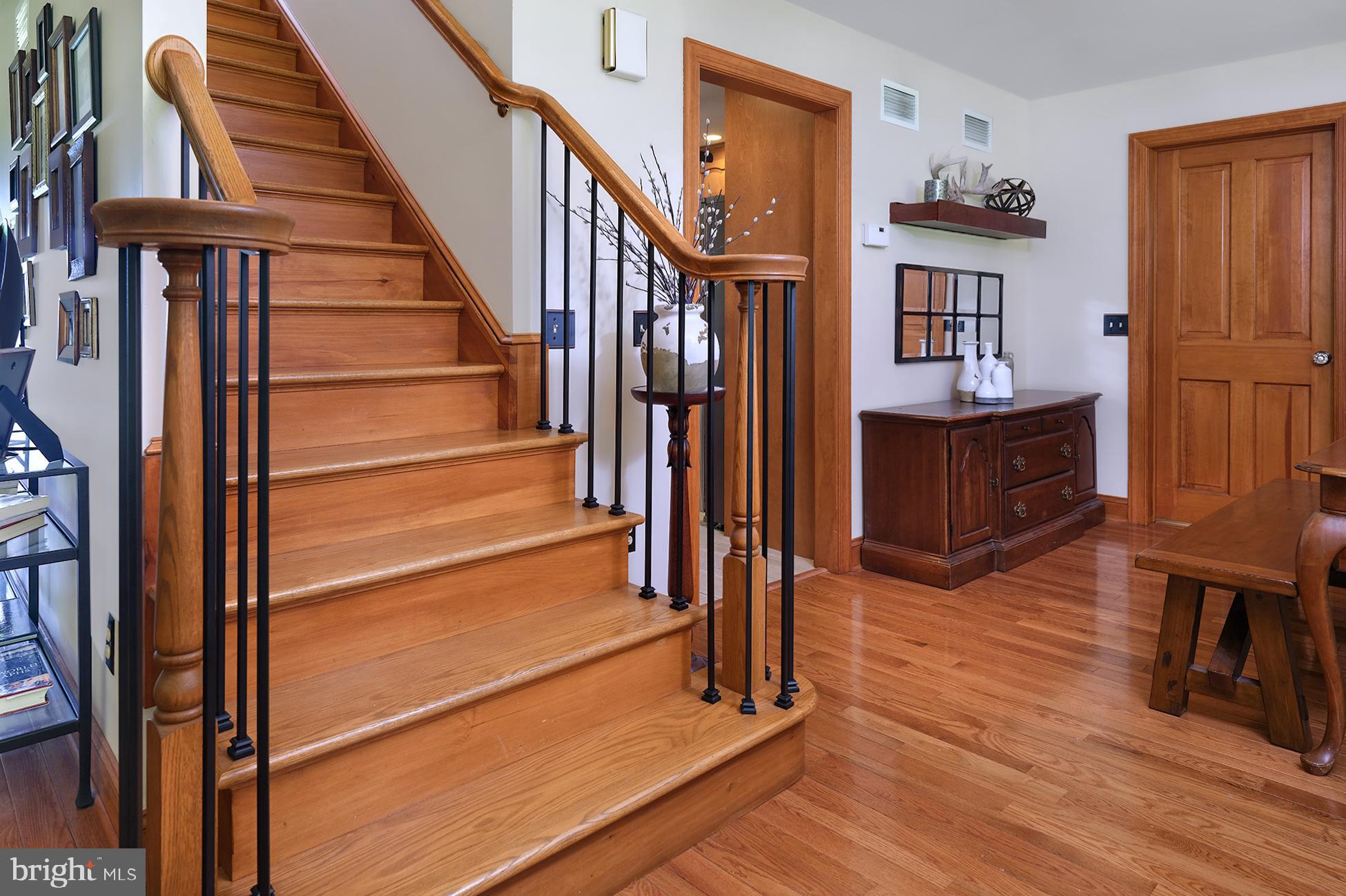 144 Sandy Ridge Road Stockton, NJ 08559 - Photo 3 of 31