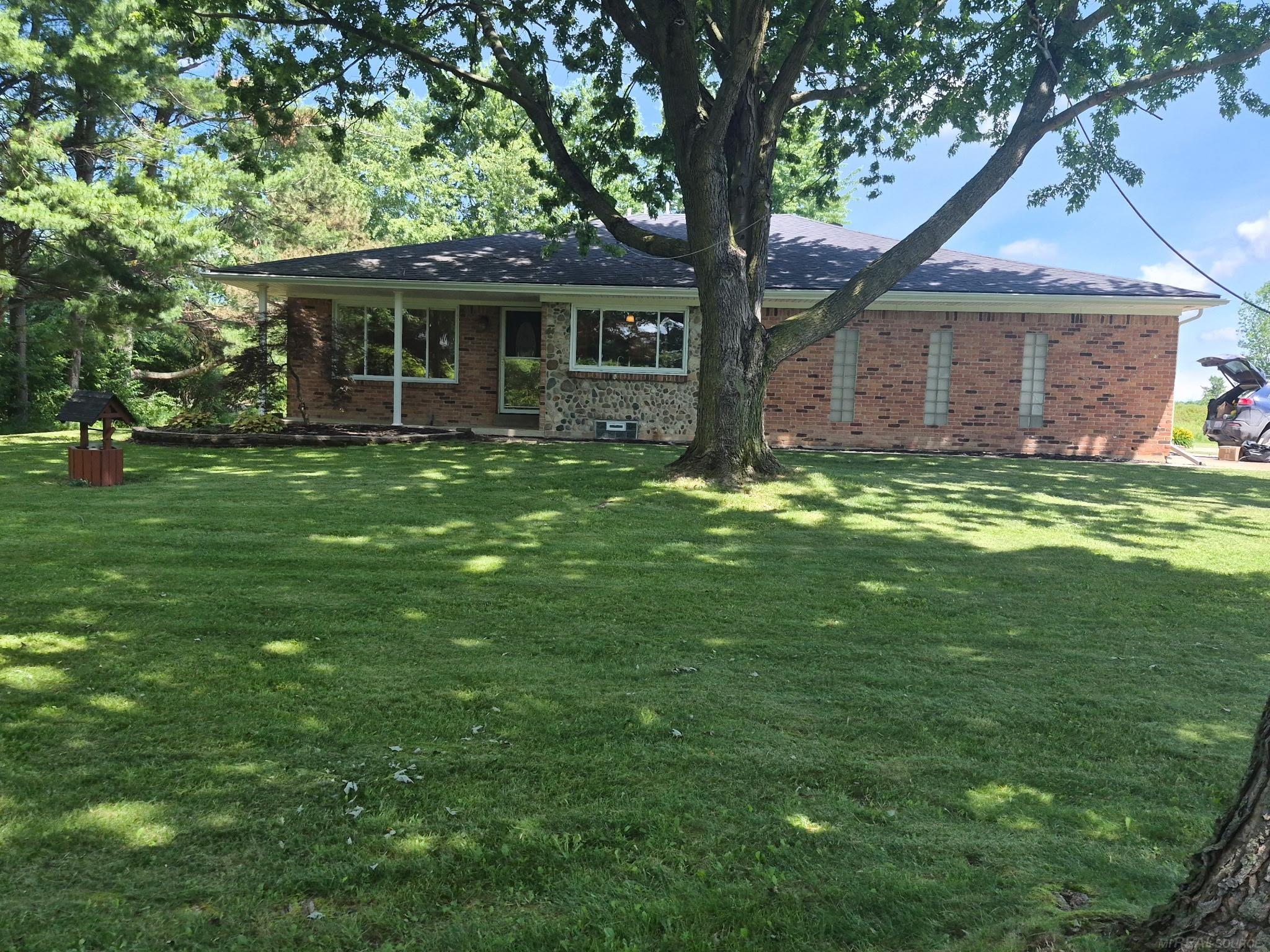 1120 Capac Road Allenton, MI 48002 - Photo 6 of 34