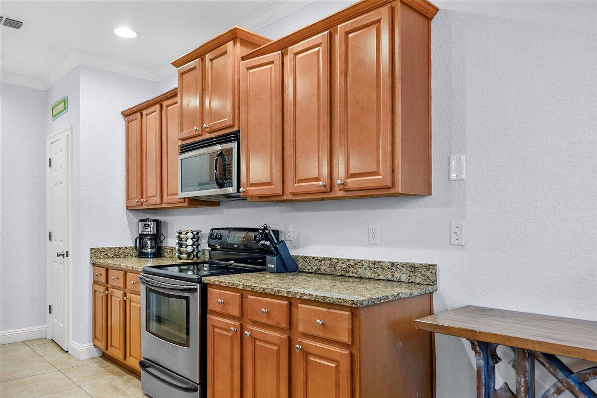228 Kono Way Destin, FL 32541 - Photo 43 of 44 Kitchen