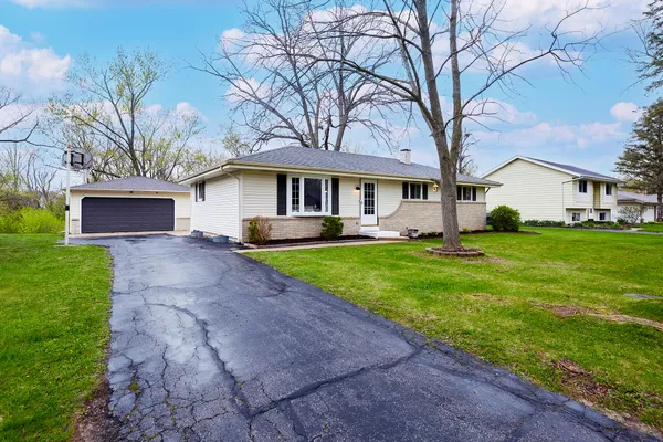 $324,900 | 6199 North River Trail Drive, Milwaukee, WI 53225