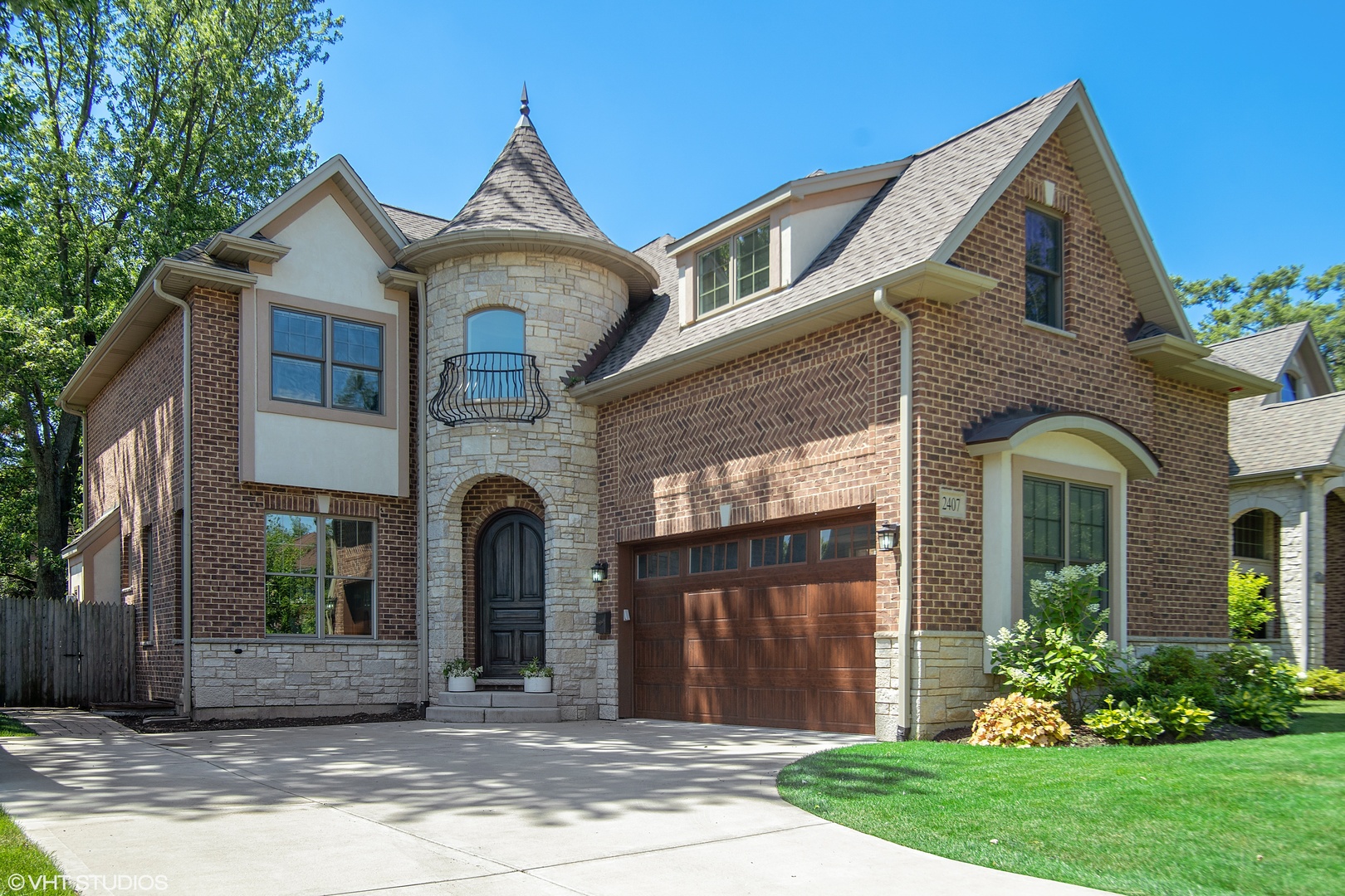 2407 Illinois Road Northbrook, IL 60062 - Photo 1 of 32