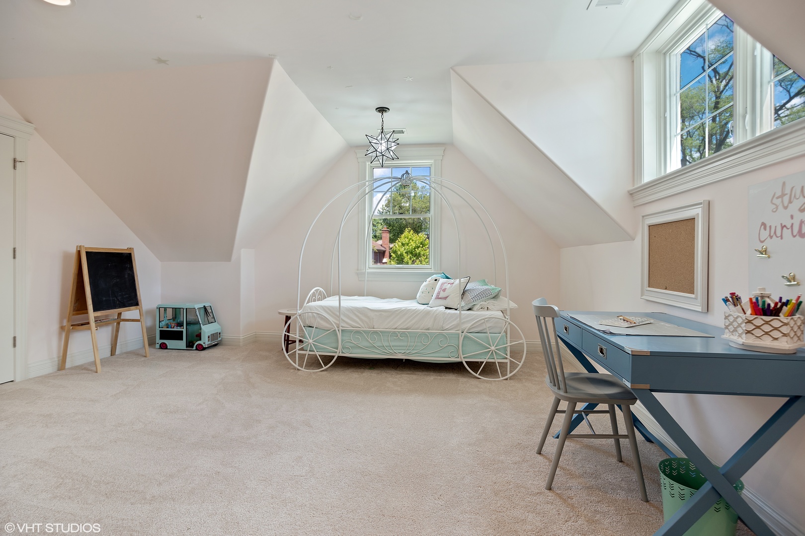 2407 Illinois Road Northbrook, IL 60062 - Photo 19 of 32