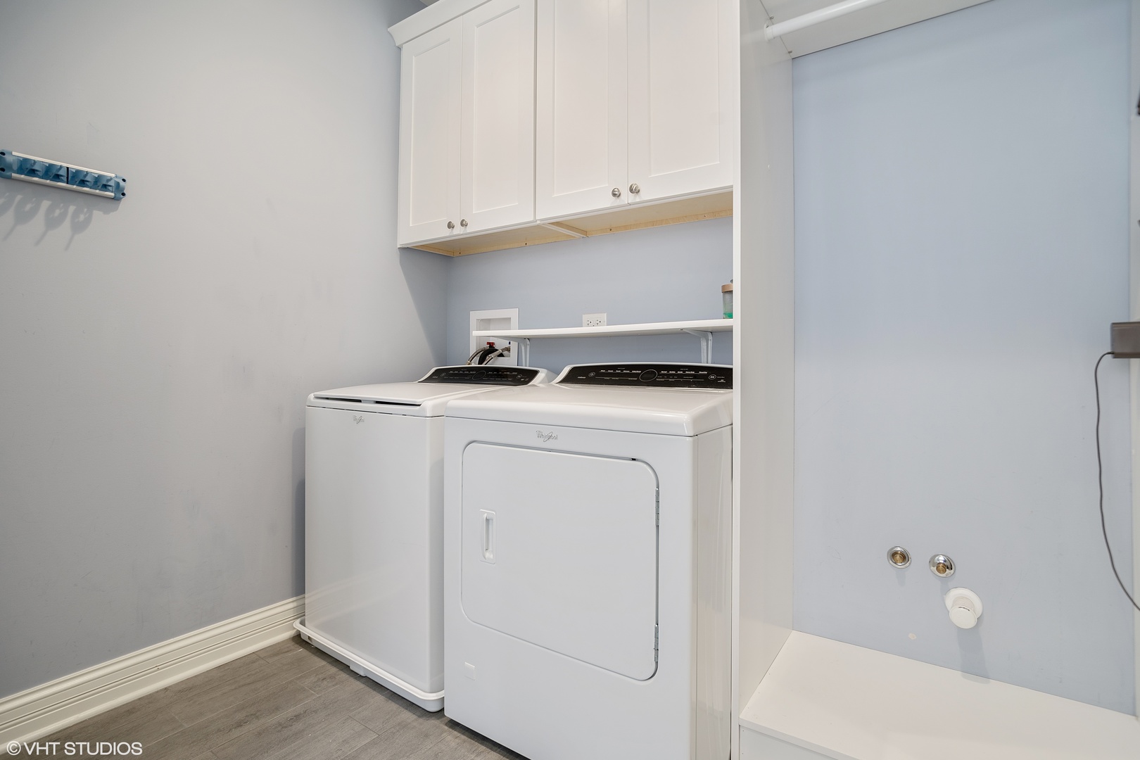2407 Illinois Road Northbrook, IL 60062 - Photo 29 of 32