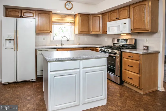 $499,100 | 643 Barbara Drive, East Norriton, PA 19403