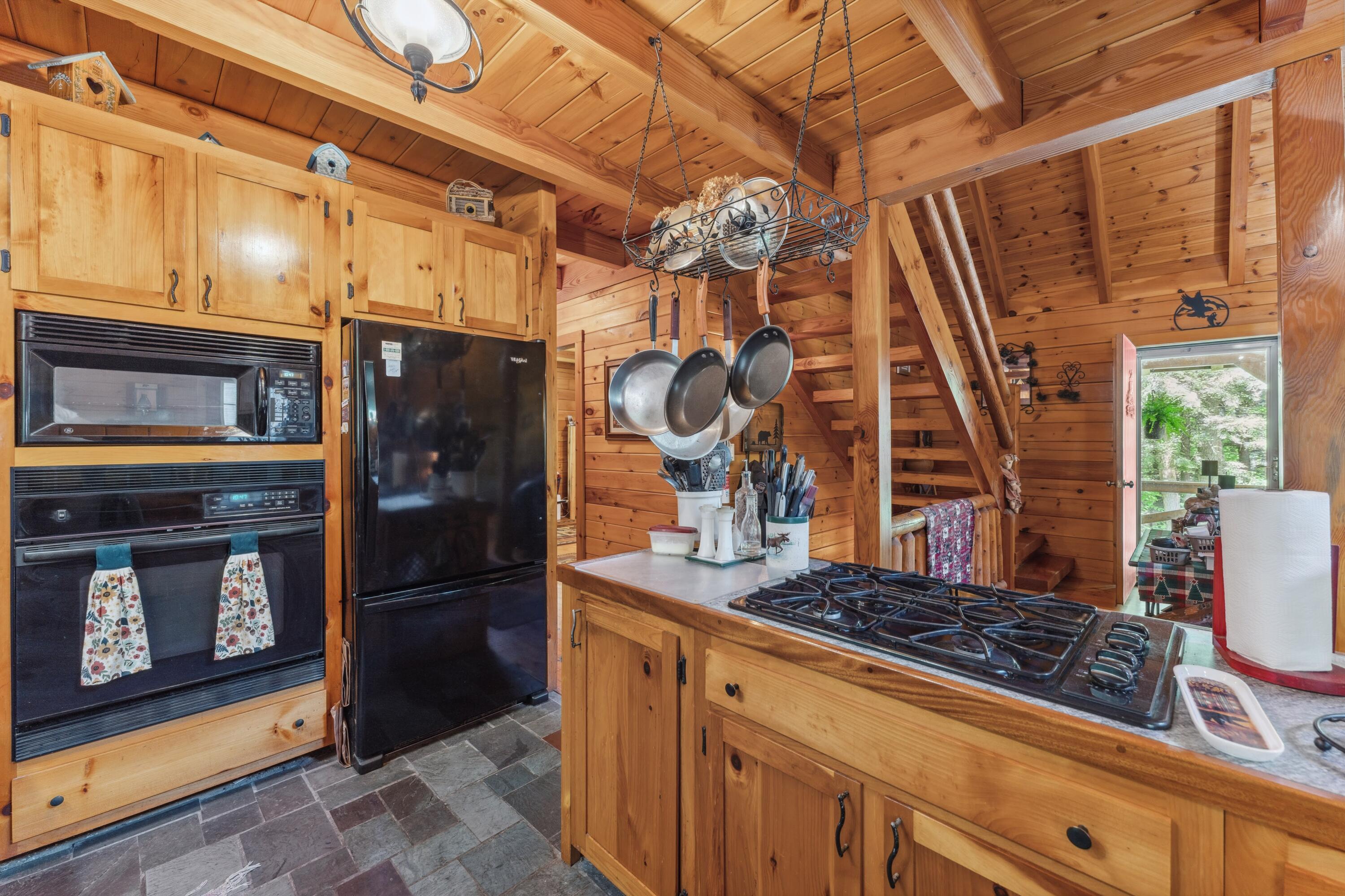 2451 Riverside Drive Vassalboro, ME 04989 - Photo 4 of 54 DSC09857