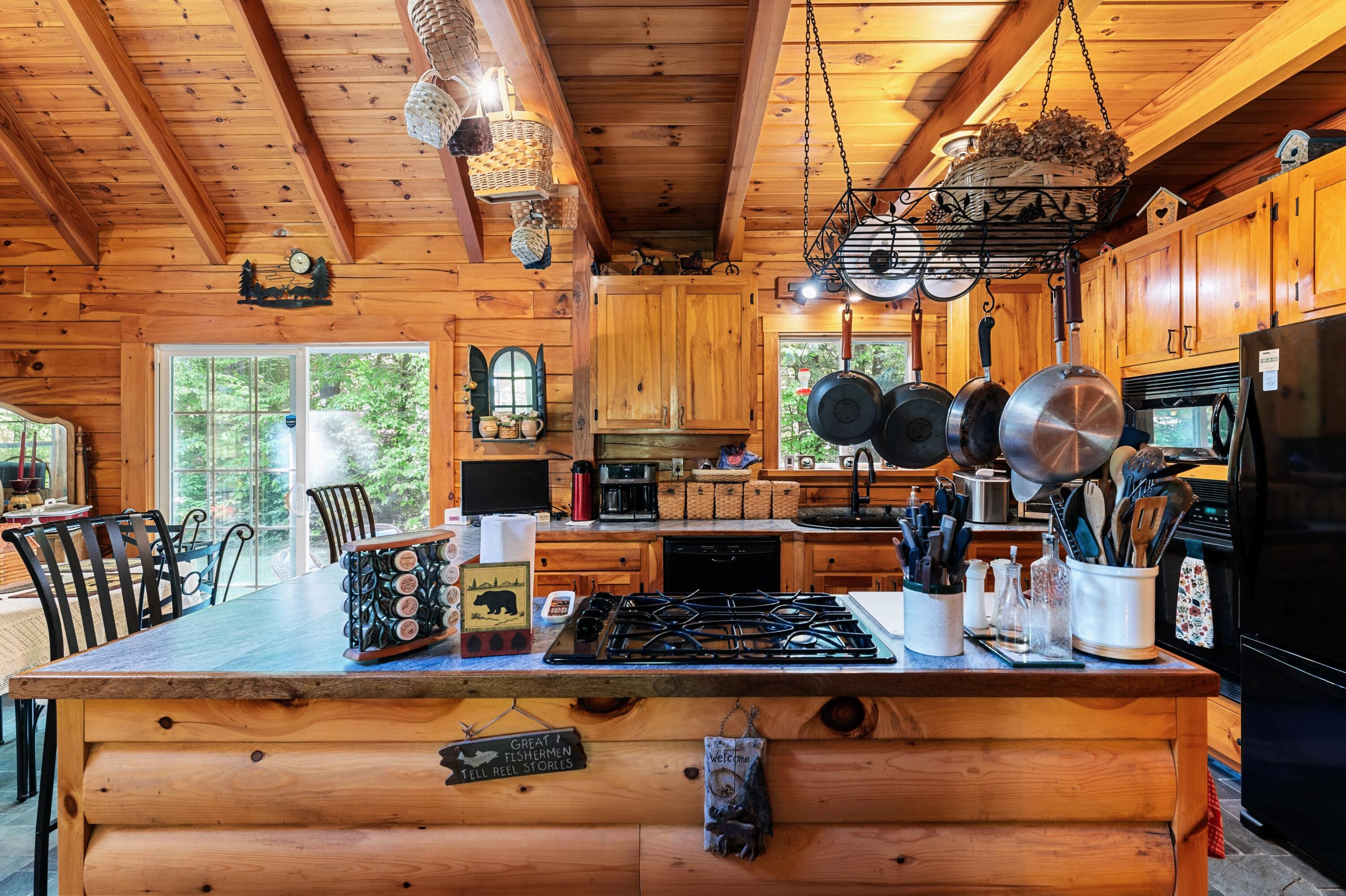 2451 Riverside Drive Vassalboro, ME 04989 - Photo 5 of 54 DSC09801
