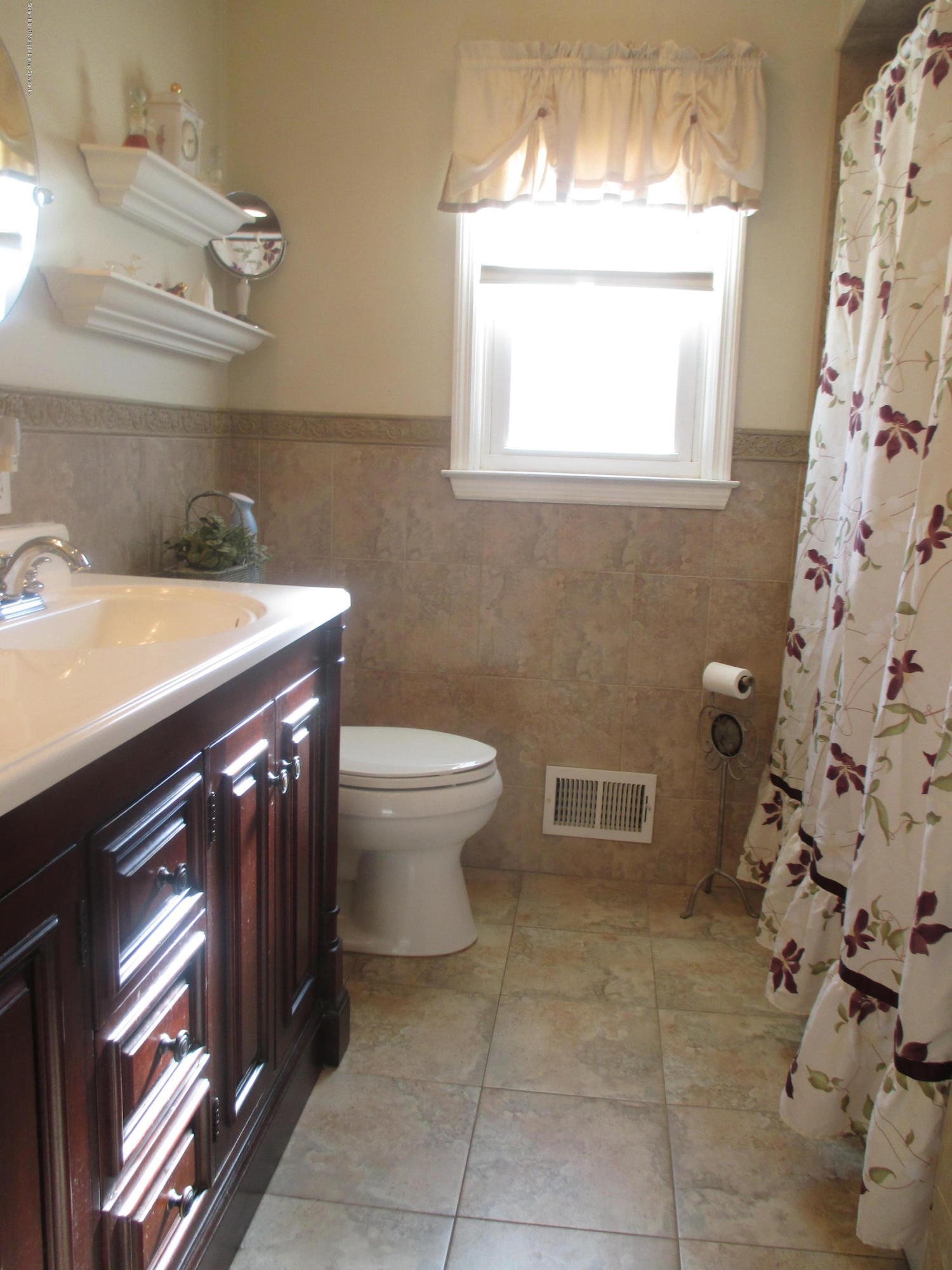 143 Rathbun Avenue Staten Island, NY 10312 - Photo 11 of 20 IMG_6833