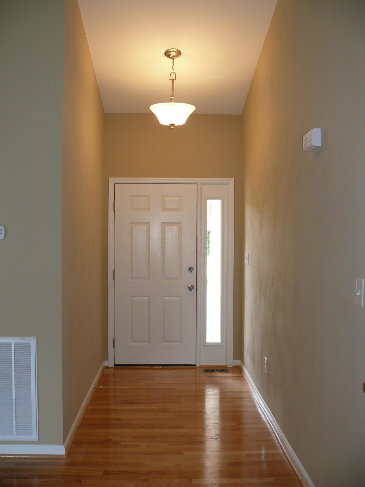 112 Jonathan Road Roanoke, VA 24019 - Photo 3 of 51 P1110389