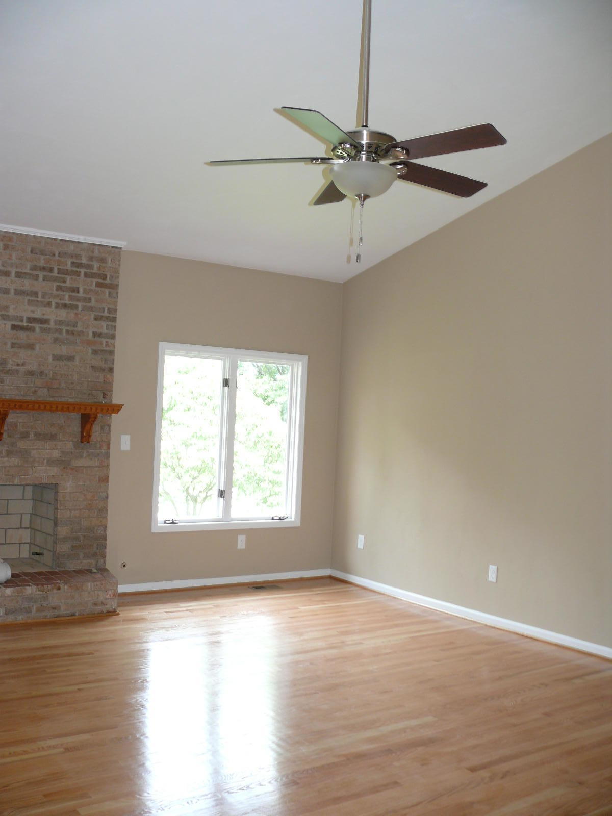 112 Jonathan Road Roanoke, VA 24019 - Photo 4 of 51 P1110391