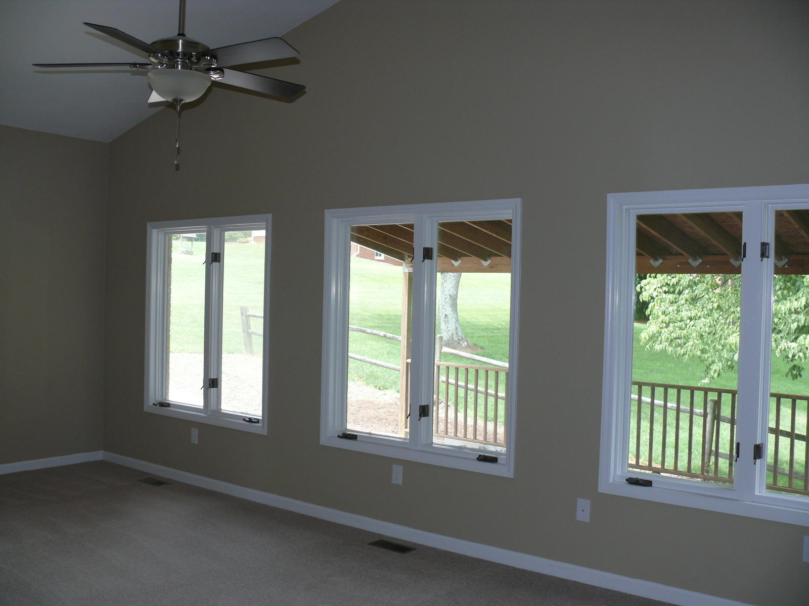 112 Jonathan Road Roanoke, VA 24019 - Photo 8 of 51 P1110395