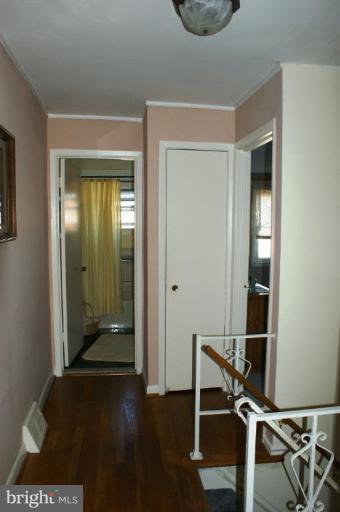 9726 Conmar Road Middle River, MD 21220 - Photo 15 of 28 Hallway