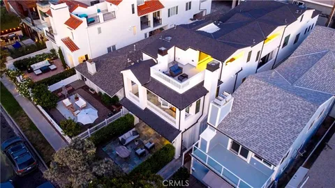 $19,995 | 512 Jasmine Avenue, Corona del Mar, CA 92625