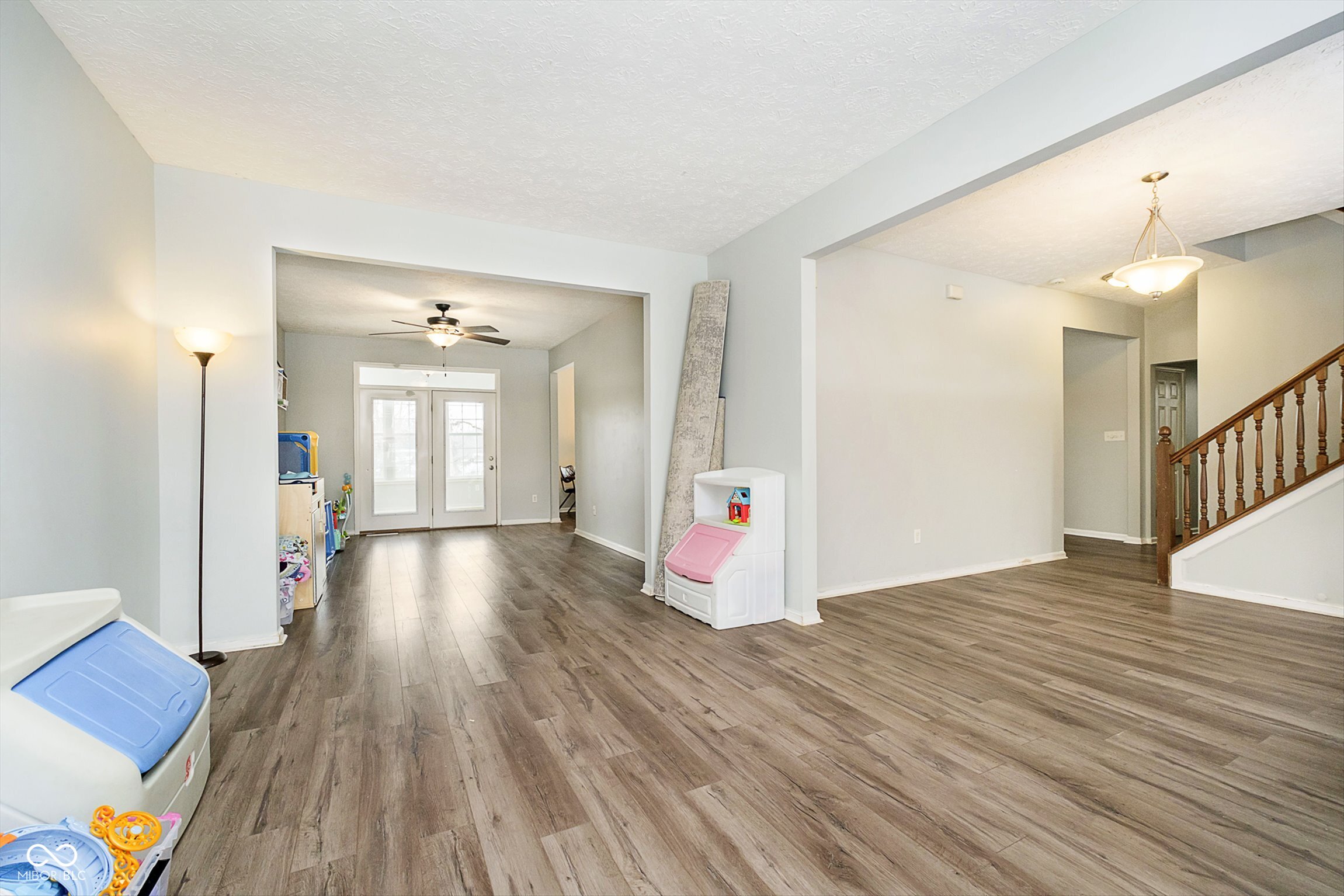 1251 Softwind Drive Indianapolis, IN 46260 - Photo 12 of 36