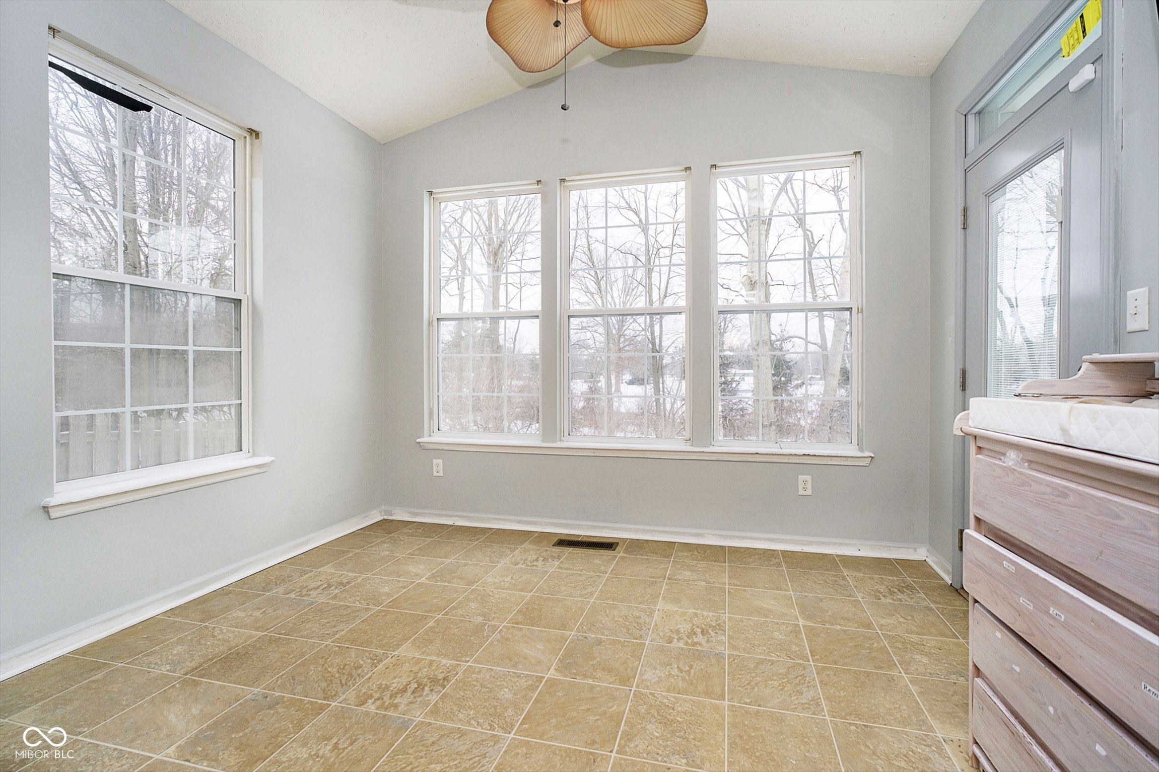 1251 Softwind Drive Indianapolis, IN 46260 - Photo 15 of 36