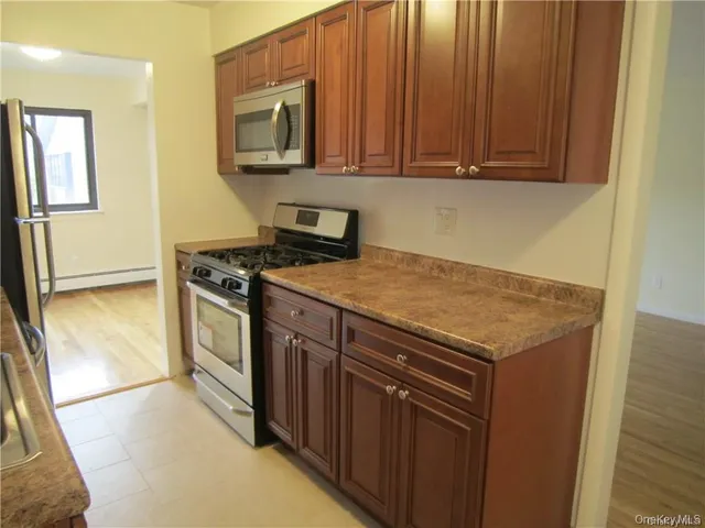 $2,000 | 12 Charles Lane, Unit 2B, Pomona, NY 10970