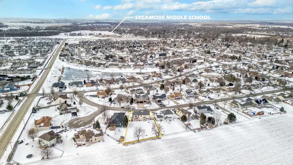 $450,000 | 1126 Arneita Street, Sycamore, IL 60178