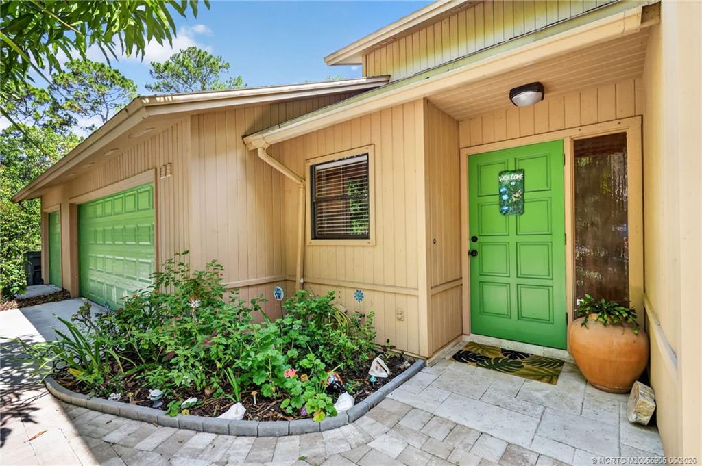 11145 Southwest Meadowlark Circle Stuart, FL 34997 - Photo 7 of 107 Freshly painted exterior
