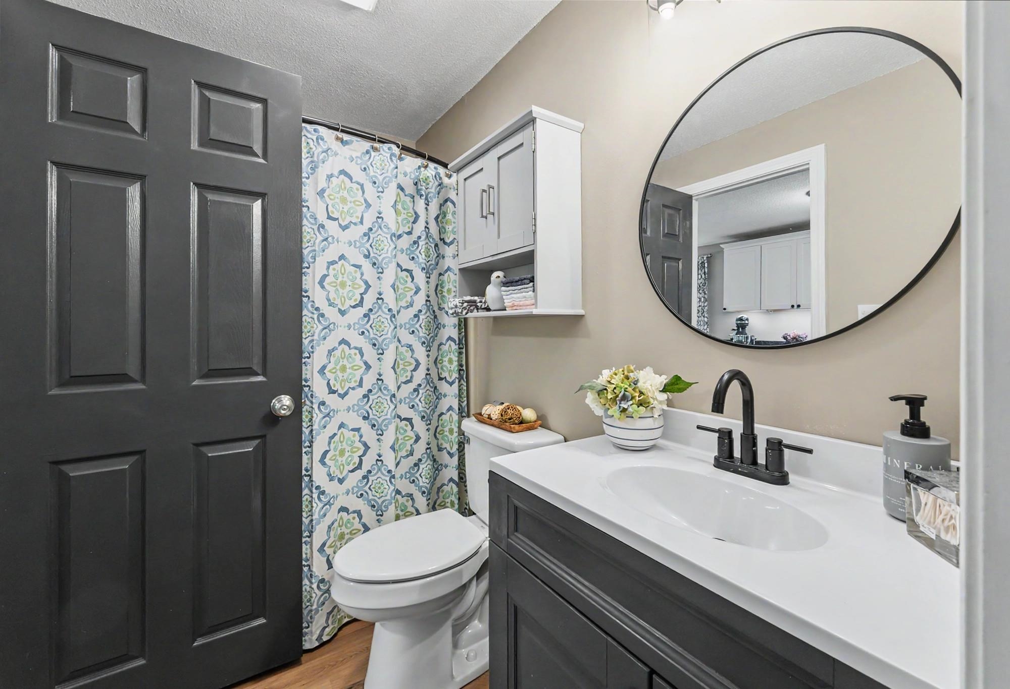 3 Salisbury Road Nashua, NH 03064 - Photo 17 of 48