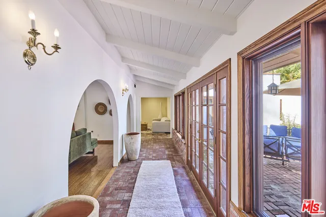 a view of living room