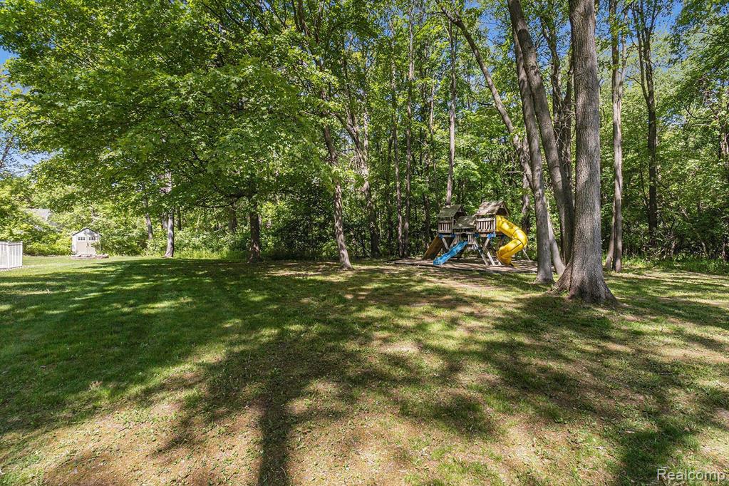 8065 Woodview Road Clarkston, MI 48348 - Photo 49 of 57