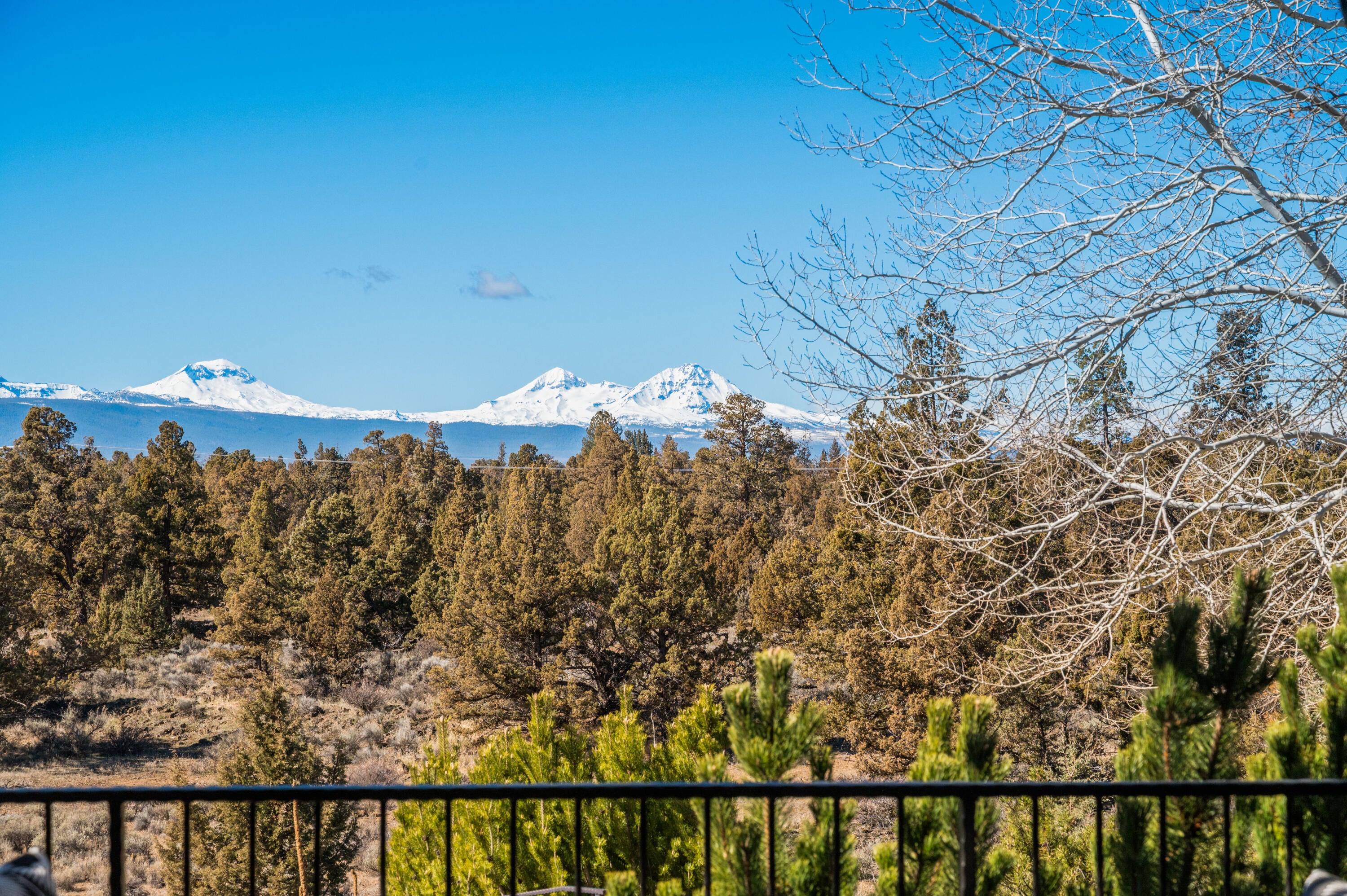 Perfectly positioned for those seeking space, privacy, and breathtaking natural beauty, this property captures the essence of Central Oregon?s coveted lifestyle.