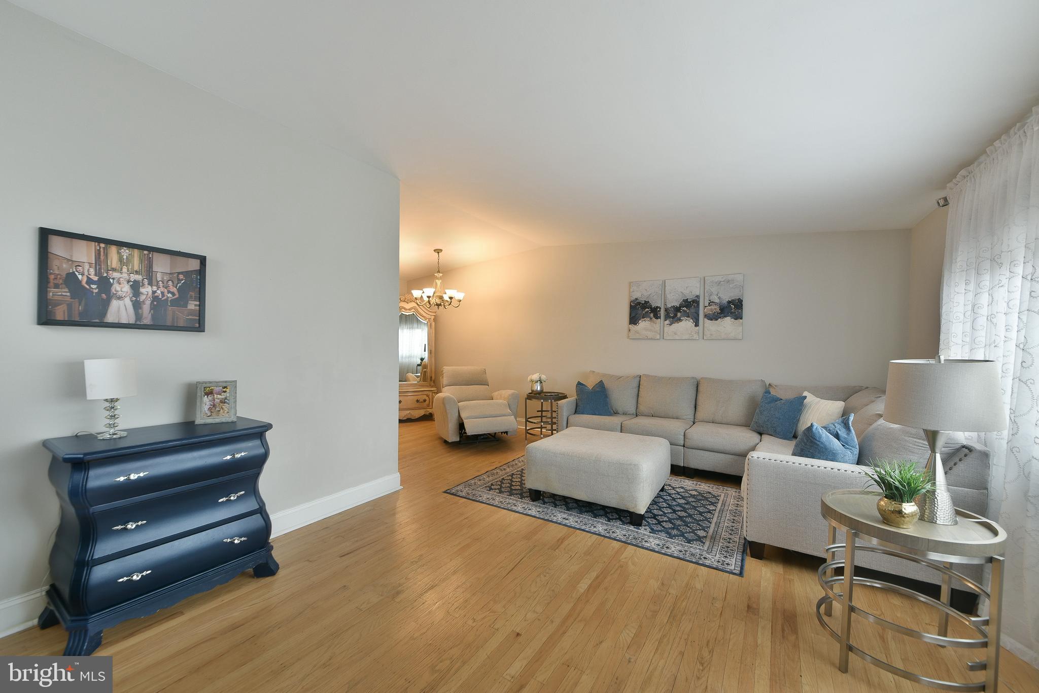 3137 Draper Street Philadelphia, PA 19136 - Photo 20 of 39 a living room with furniture and wooden floor