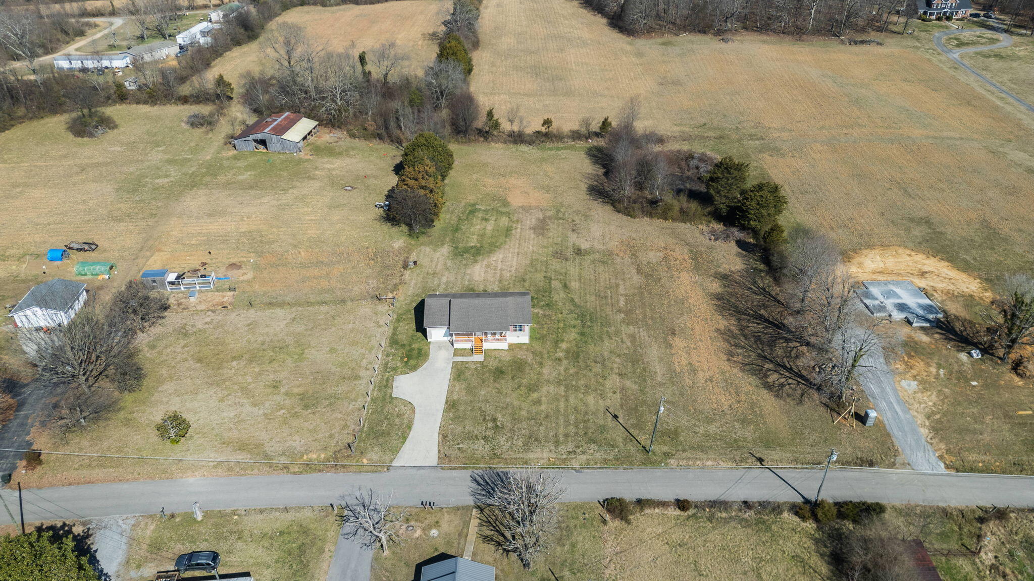 167 McClellan Road Madisonville, TN 37354 - Photo 29 of 40 33-web-or-mls-McCellen-Brieanna-3