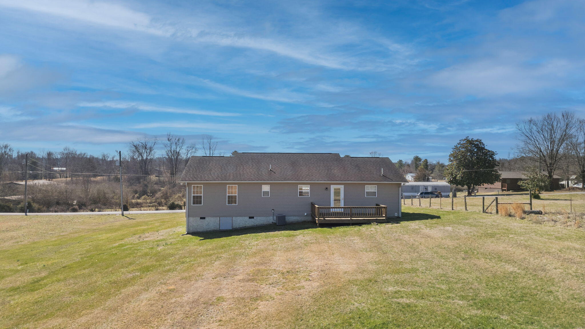 167 McClellan Road Madisonville, TN 37354 - Photo 34 of 40 39-web-or-mls-McCellen-Brieanna-10