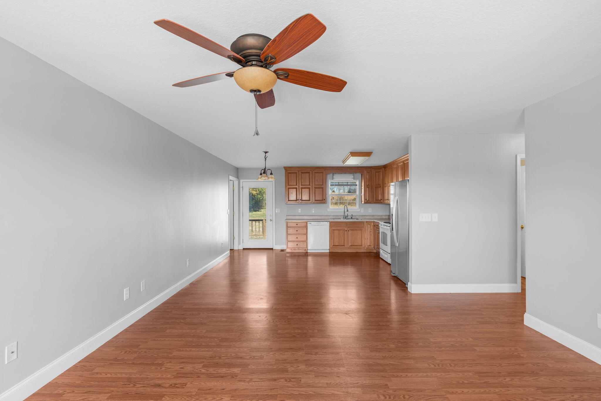 167 McClellan Road Madisonville, TN 37354 - Photo 6 of 40 9-web-or-mls-McCellen-Brieanna-17