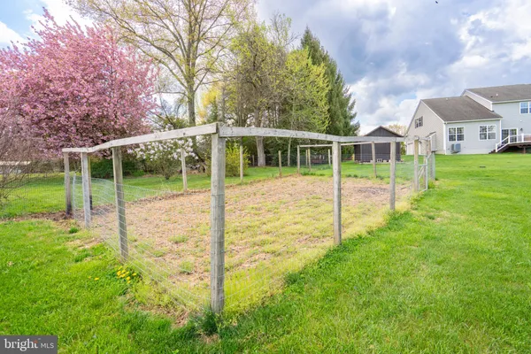 $850,000 | 605 Clarks Lane, West Chester, PA 19382