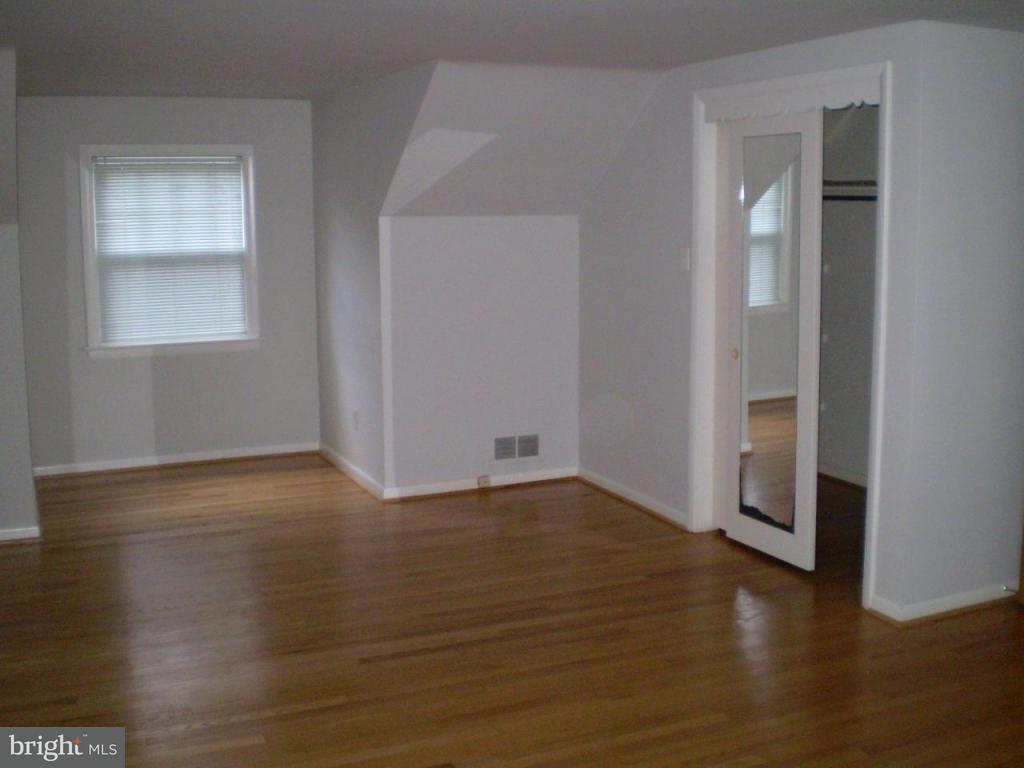 835 Hillaire Road Lancaster, PA 17601 - Photo 8 of 19 Gallery Image 8