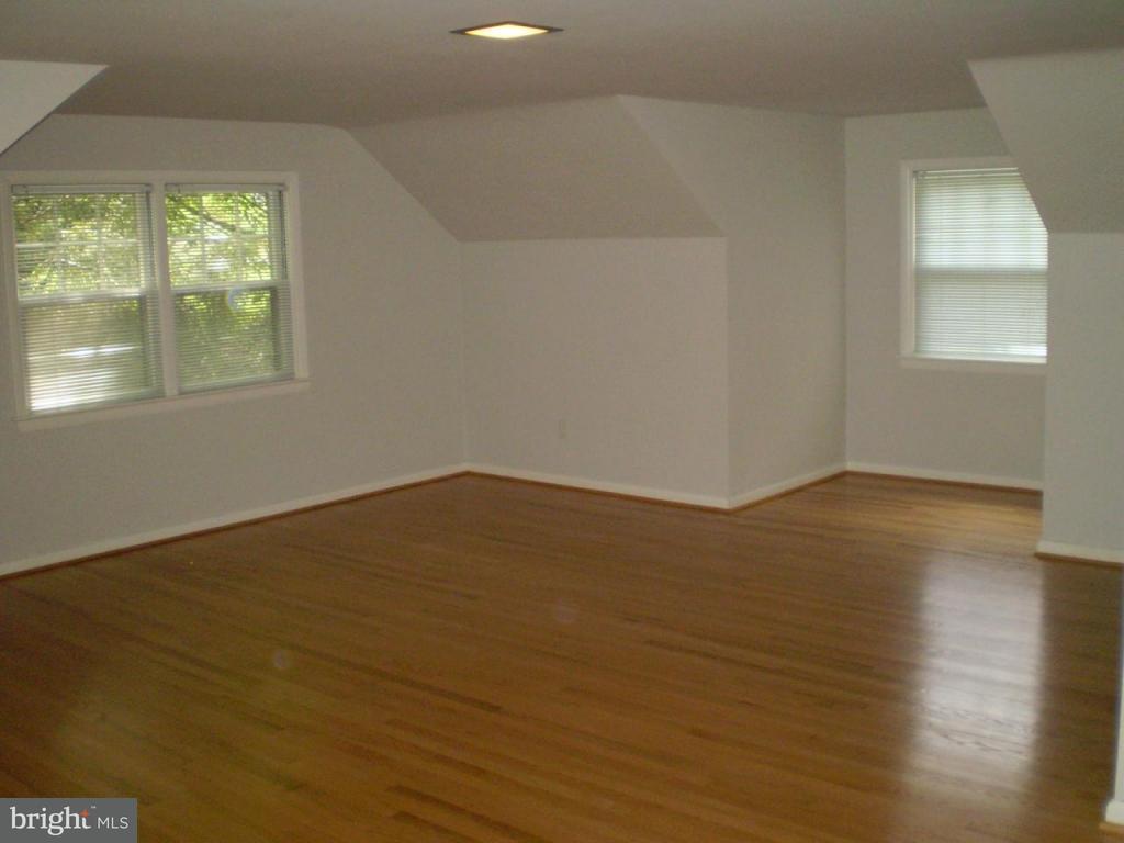 835 Hillaire Road Lancaster, PA 17601 - Photo 10 of 19 Gallery Image 10