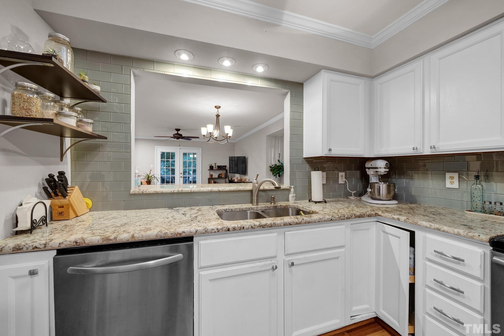 1412 Mapleside Court Raleigh, NC 27609 - Photo 5 of 26 Gallery Image 5