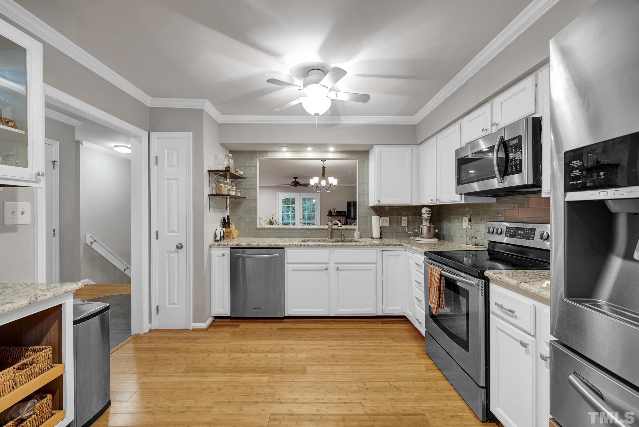 1412 Mapleside Court Raleigh, NC 27609 - Photo 7 of 26 Gallery Image 7