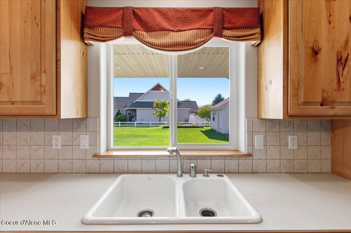 2924 North Distant Star Road Post Falls, ID 83854 - Photo 32 of 64 33-Kitchen