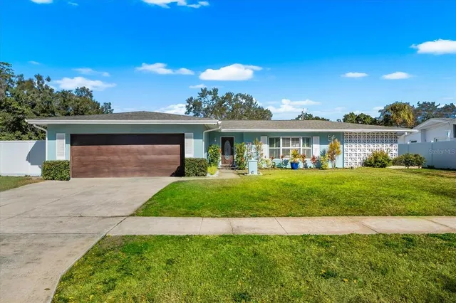 $590,000 | 1406 Southridge Drive, Clearwater, FL 33756