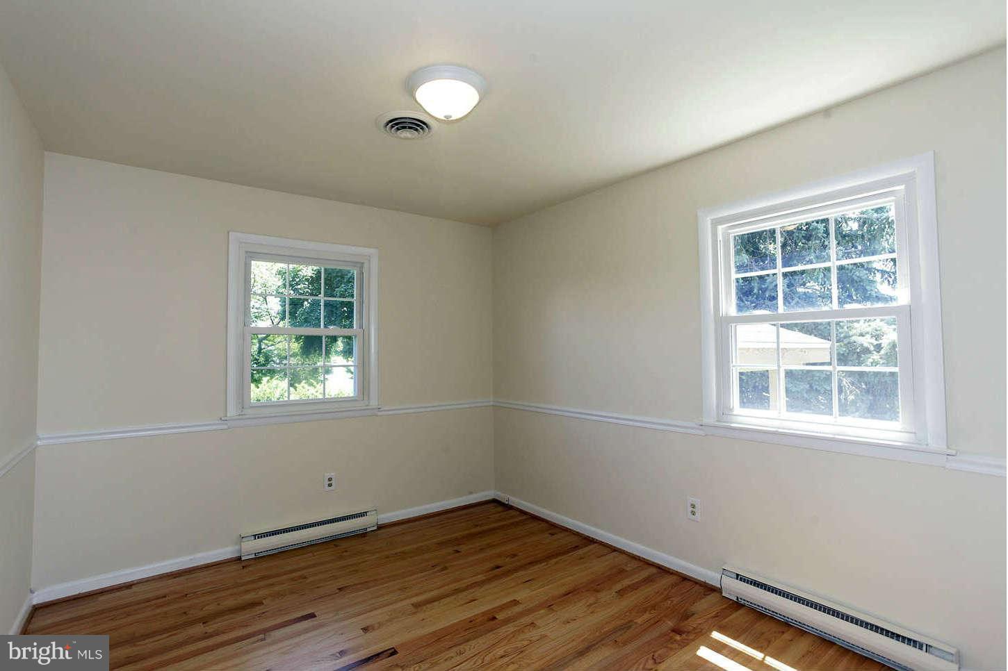 28408 Clarksburg Road Damascus, MD 20872 - Photo 13 of 29 Bedroom