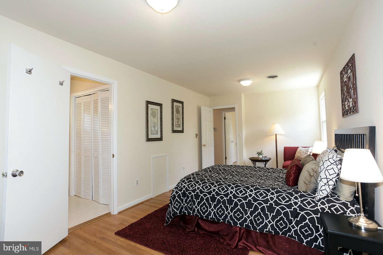 28408 Clarksburg Road Damascus, MD 20872 - Photo 5 of 29 Bedroom Master