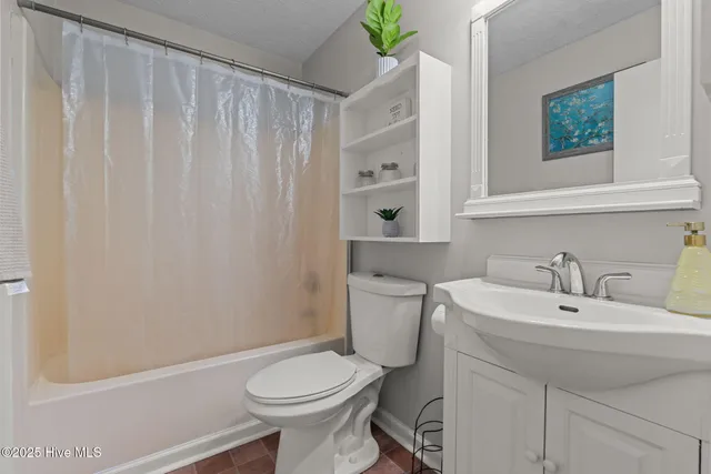 $1,625 | 39 Orrin Court, Spring Lake, NC 28390