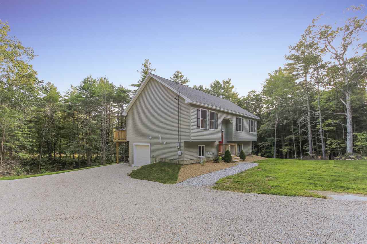 8 Dudley Road Raymond, NH 03077 - Photo 3 of 39